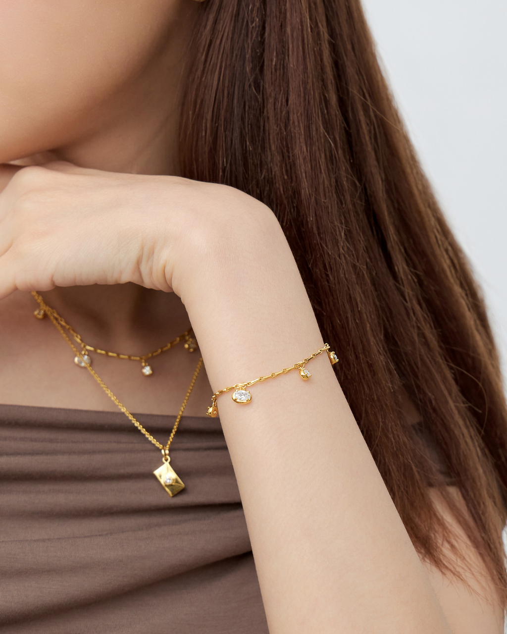 Luxe Nora Kristall Gold Kettenarmband | Shop Nory