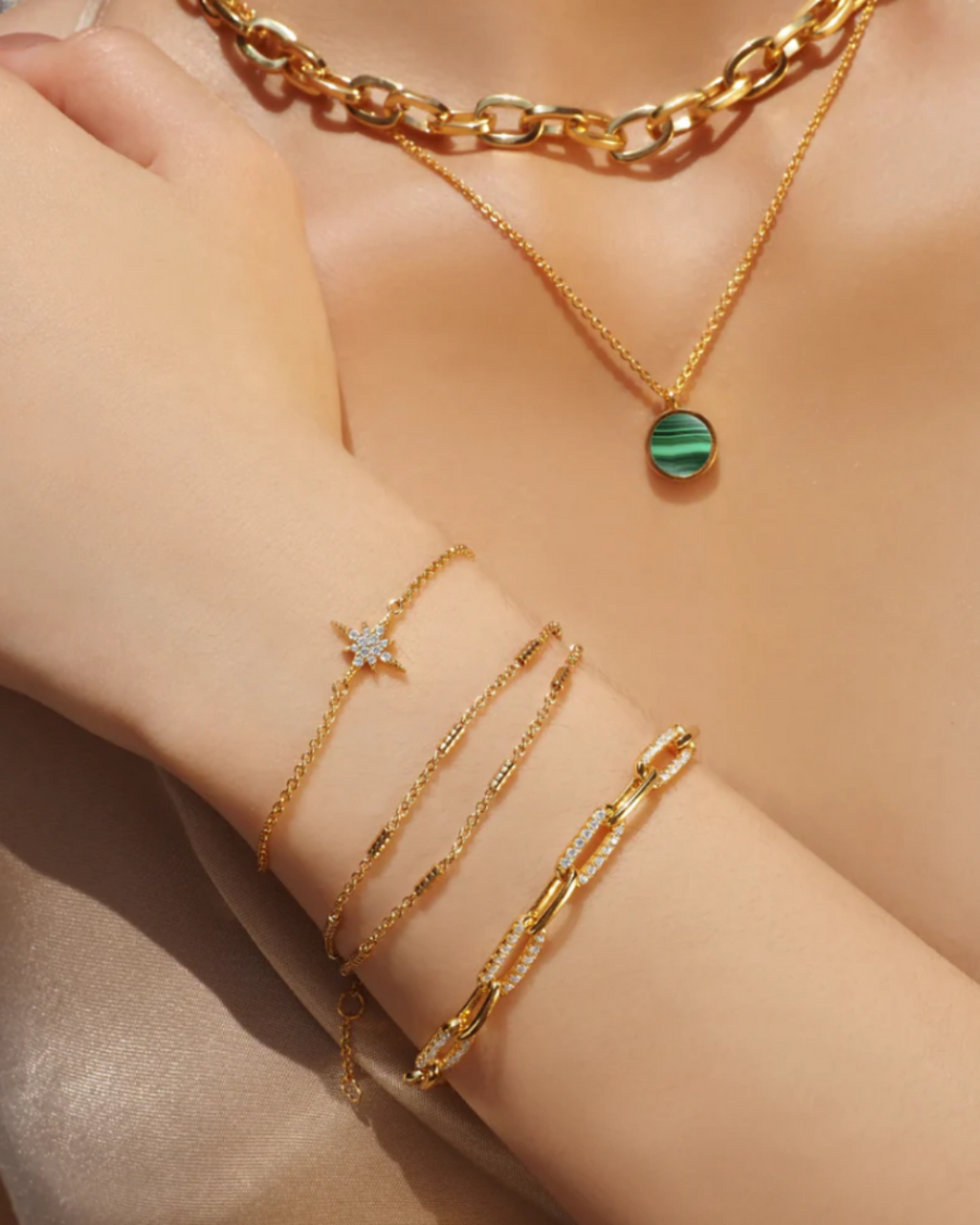 Klassisches Judy Minimal Gold Kettenarmband | Shop Nory