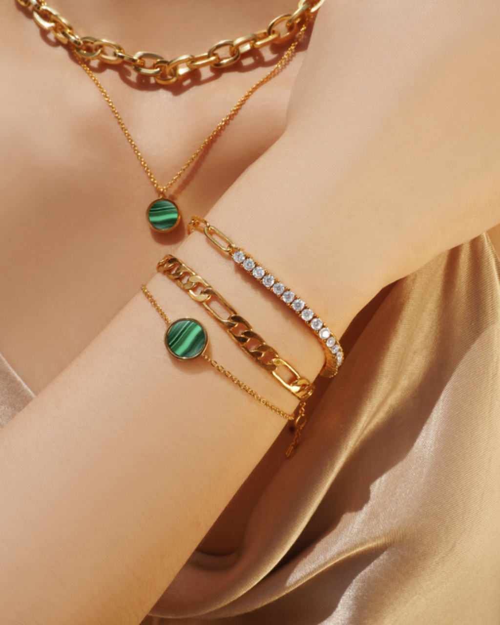 Luxe Tyra Kristall Gold Kettenarmband | Shop Nory