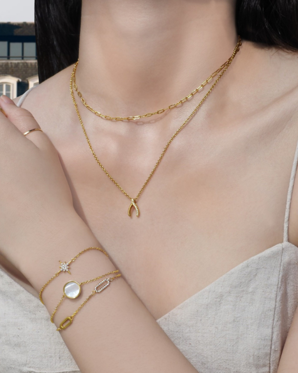 Stone Magic Coin Pearl Gold Charm Armband | Shop Nory