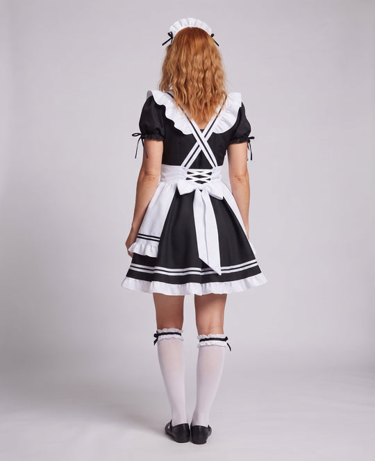 Damenkostüm als elegante Dienerin mit Rüschen und einem ausgestellten Rock Shop Nory