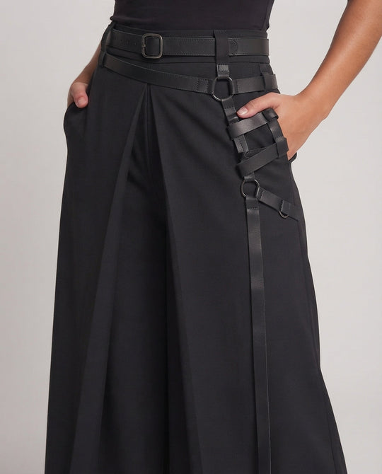 Damen modischer Rock mit dekorativen Schnallen und asymmetrischem Schnitt Shop Nory