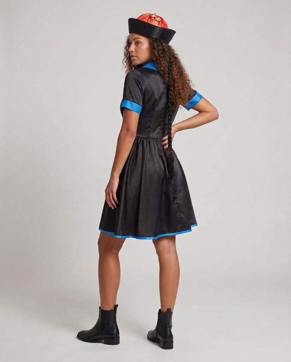 Damen Kostüm als traditionelle Märchenfigur mit schwingendem Rock und dekorativem Kragen Shop Nory