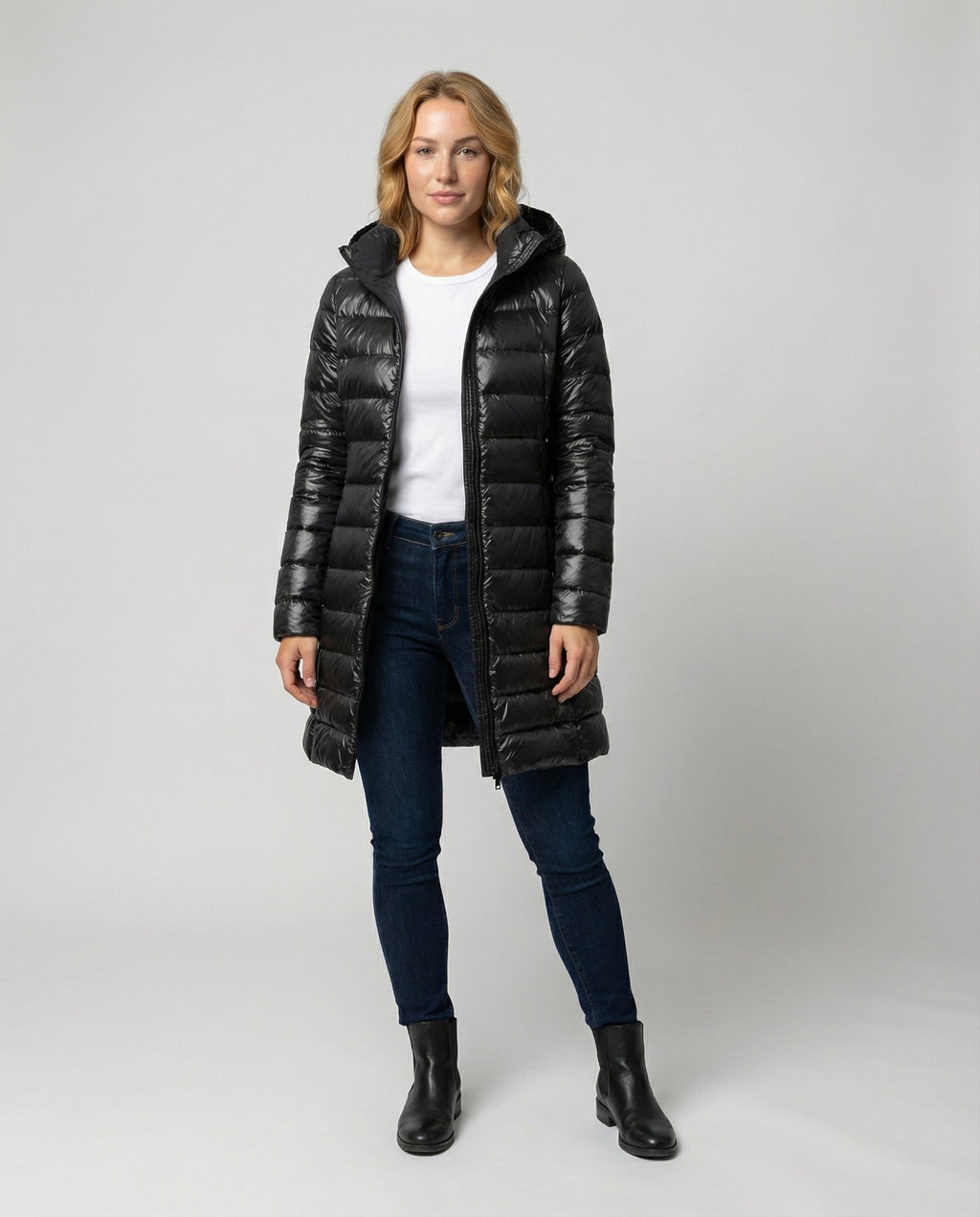 Damen Ultraleichte Daunenjacke mit Kapuze | ShopNory
