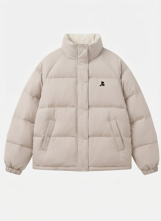 Damen kurze oversized gesteppte Jacke mit hochschließendem Kragen und verdeckter Druckknopfleiste