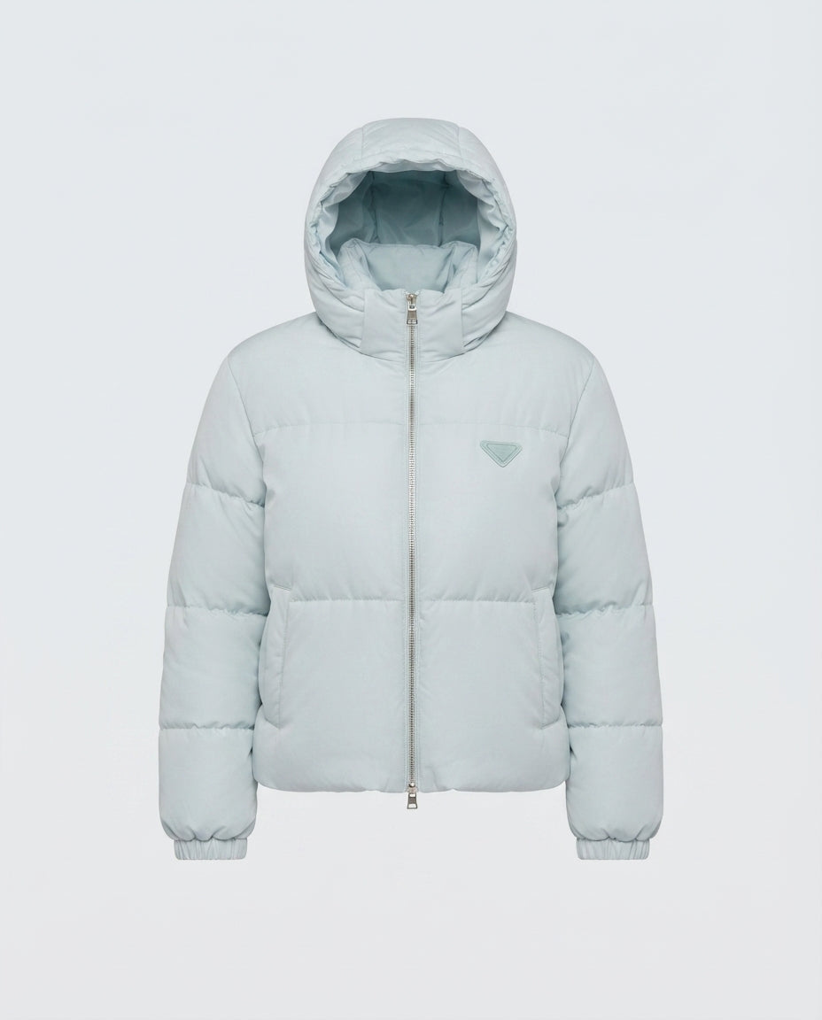 Damen kurze gesteppte boxy Pufferjacke mit Kapuze, verstellbarem Saum und elastischen Bündchen