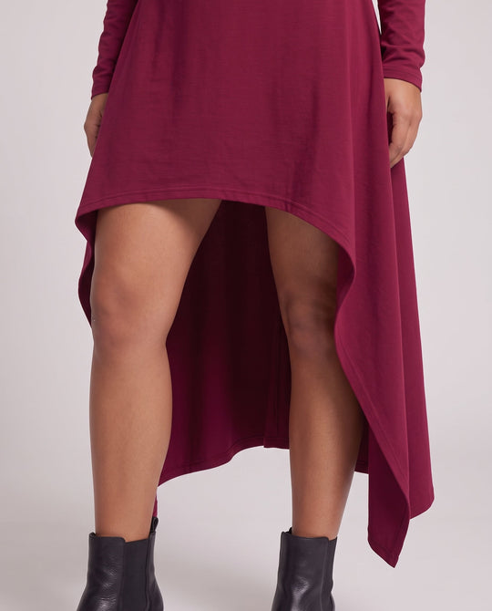 Damen Kapuzenkleid mit asymmetrischem Schnitt und eleganter Passform Shop Nory
