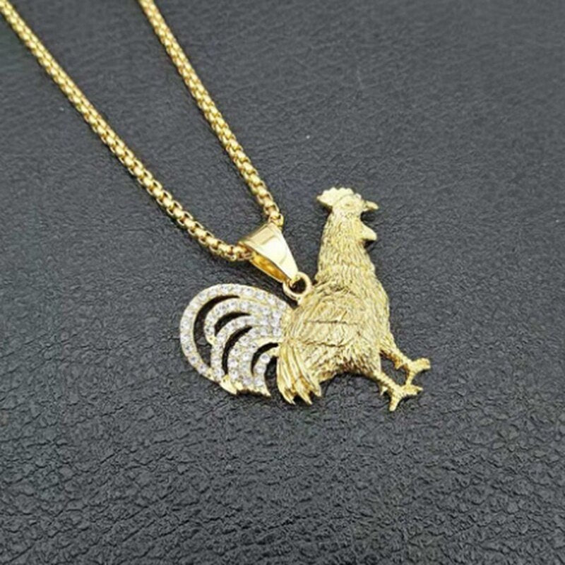 Unisex vergoldete Huhn & Kristalle Anhänger Twist Kettenhalskette | Shop Nory