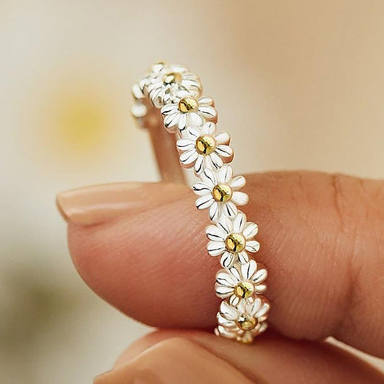 Verstellbarer Silber- und handbemalter Emaille Gänseblümchenring | Shop Nory
