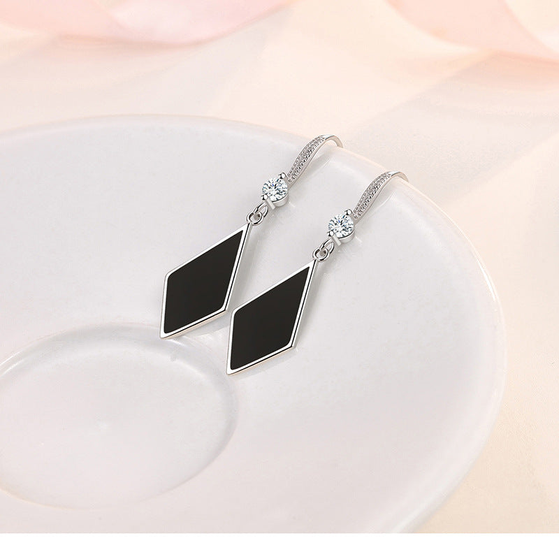 Damen Sterlingsilber Schwarze Emaille Dreieck Echte Kristall Haken Ohrhänger | Shop Nory