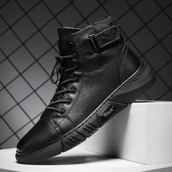 Einzigartige schwarze Lederschuhe