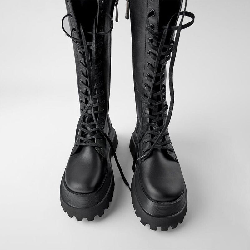 Hohe Stiefel Damen Schwarz mit Schnürung Tracksohle