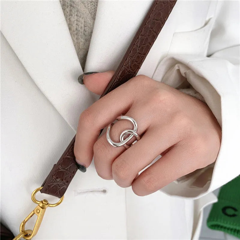 Klassische geometrische geknotete Ringe | Shop Nory