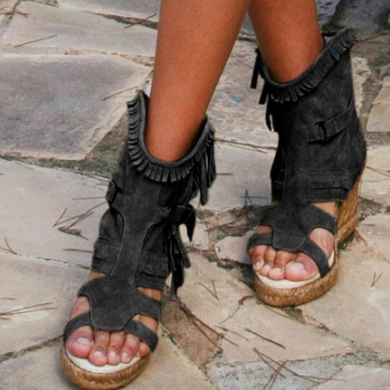 Weinlese PU-Quasten Peeptoe Hohe Keil Sandalen