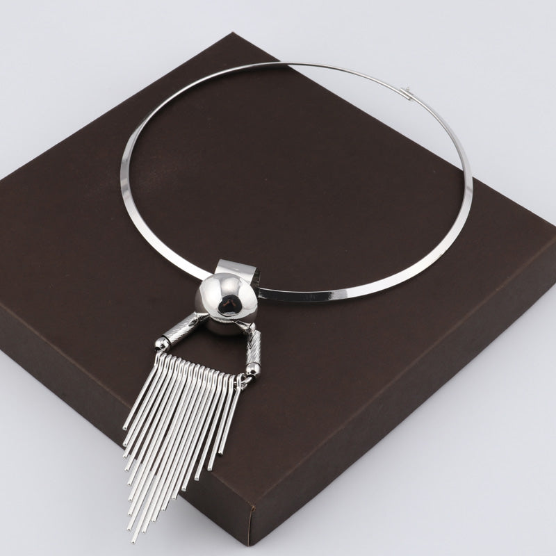 Damen Silber Bold Ring Statement Streifen Dreieck Quaste Anhänger Choker Halskette | Shop Nory
