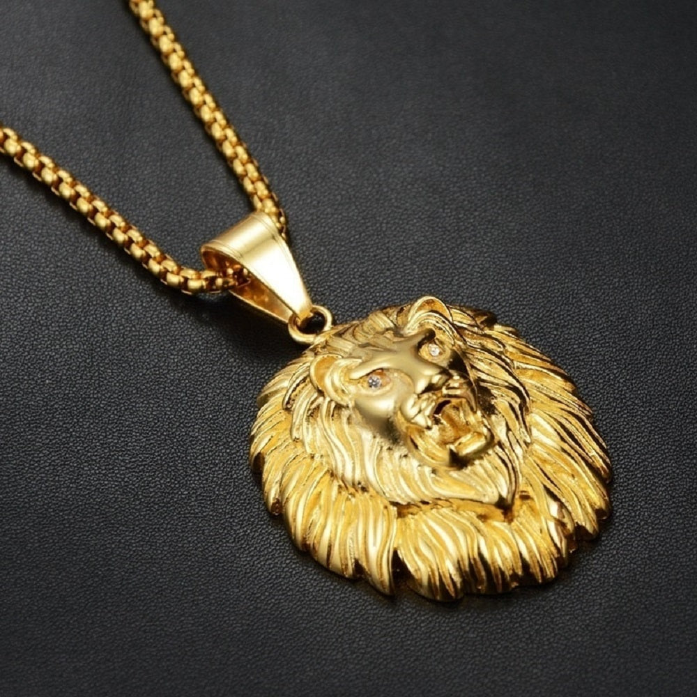 Unisex vergoldetes haariges Löwenkopf Medusa-Anhänger & Kette | Shop Nory