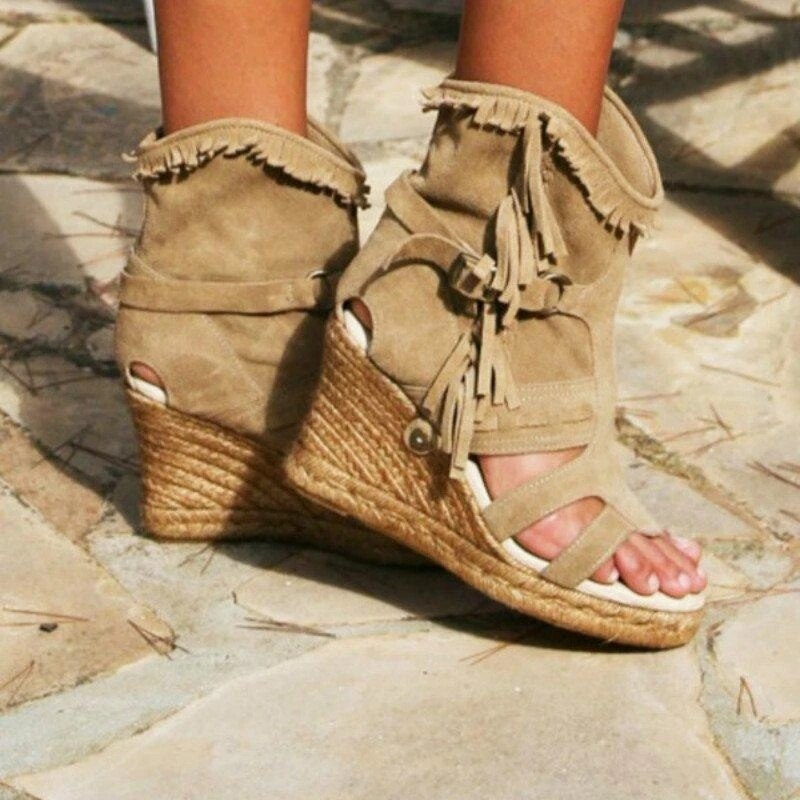 Weinlese PU-Quasten Peeptoe Hohe Keil Sandalen