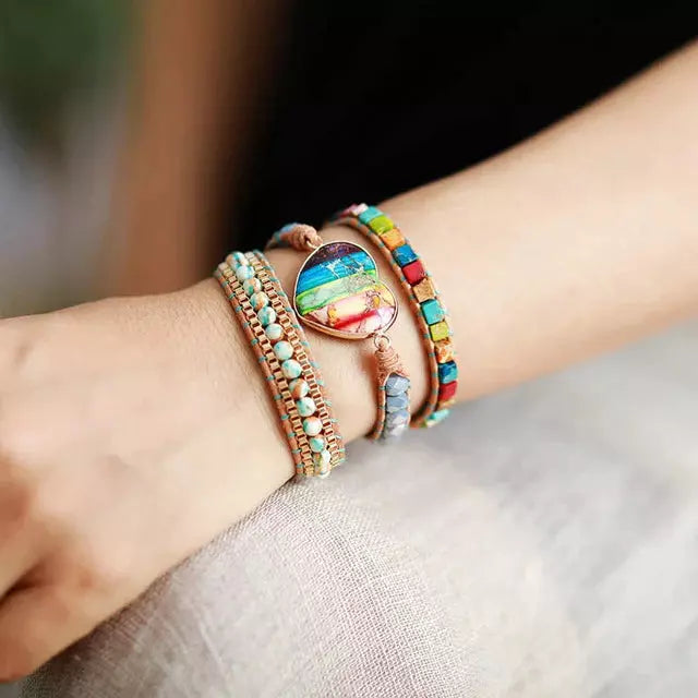 Herzförmiges Böhmisches Buntes Armband | Shop Nory