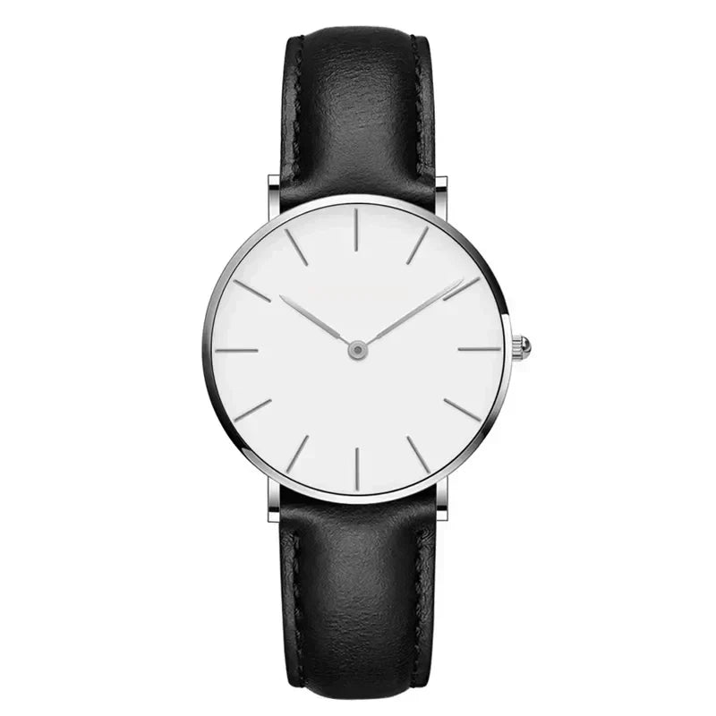 Runde Zeitlose Minimalistische Uhr mit Lederarmband für Frauen