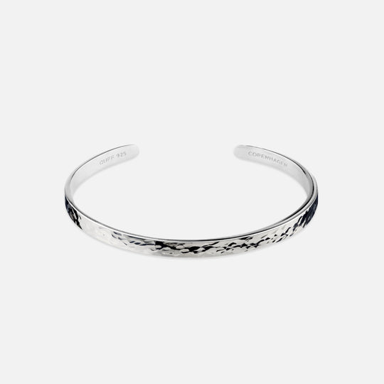 Schlankes Silberarmband mit Gehämmertem Muster für Herren