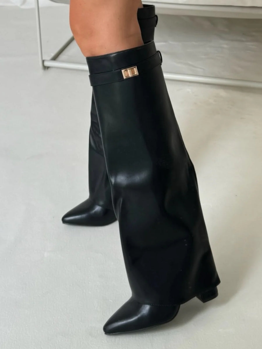 Hohe Stiefel aus PU-Leder - Spitzes Ende - Stiefel mit Absatz - Stiefel mit weitem Schaft