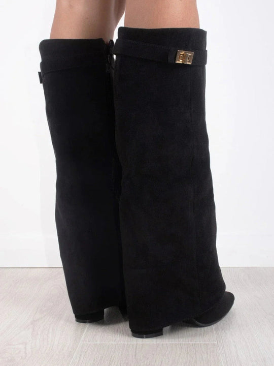 Hohe Stiefel aus PU-Leder - Spitzes Ende - Stiefel mit Absatz - Stiefel mit weitem Schaft