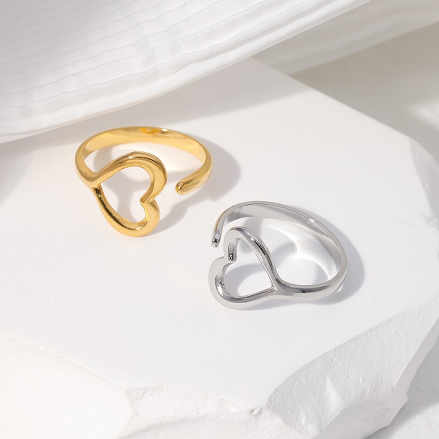 Ästhetischer Edelstahl Herzring | Shop Nory