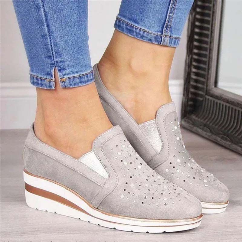 Lässige Keilschuhe
