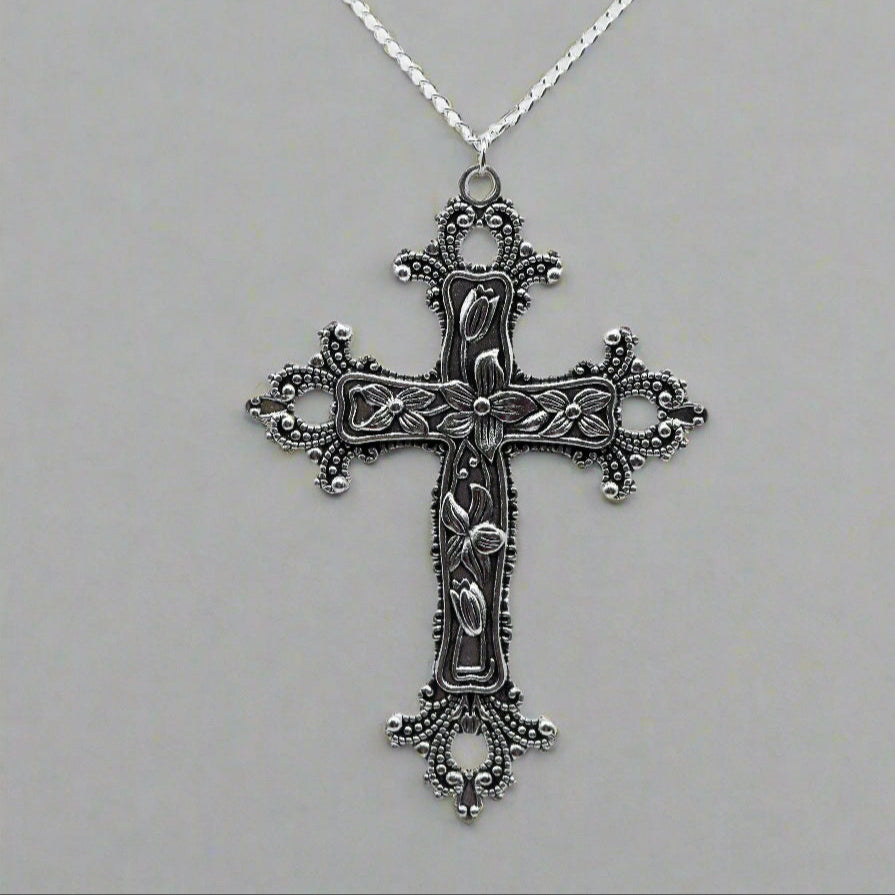 Große silberne gotische Kreuz-Anhänger-Halskette | Shop Nory