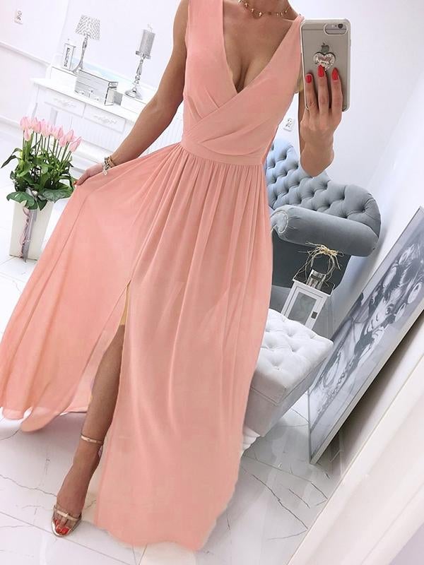langes, fließendes Chiffonkleid mit seitlich geschlitztem V-Ausschnitt, schick