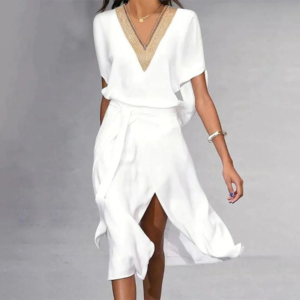 Modernes weibes midikleid mit v-ausschnitt