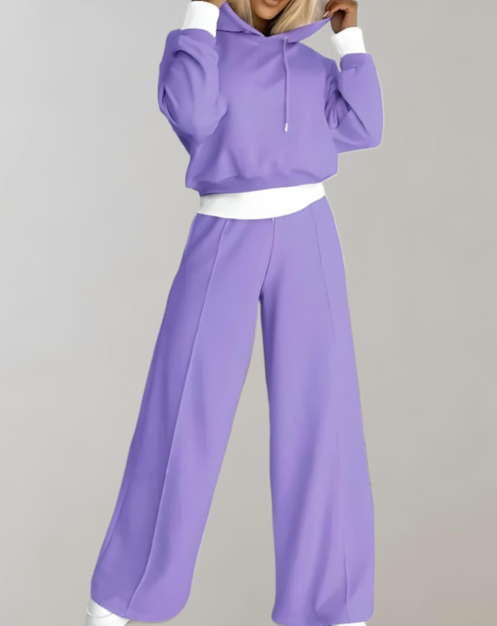 Delige Set von Einem Zweifarbigen Hoodie und Einer Hose mit Weitem Bein