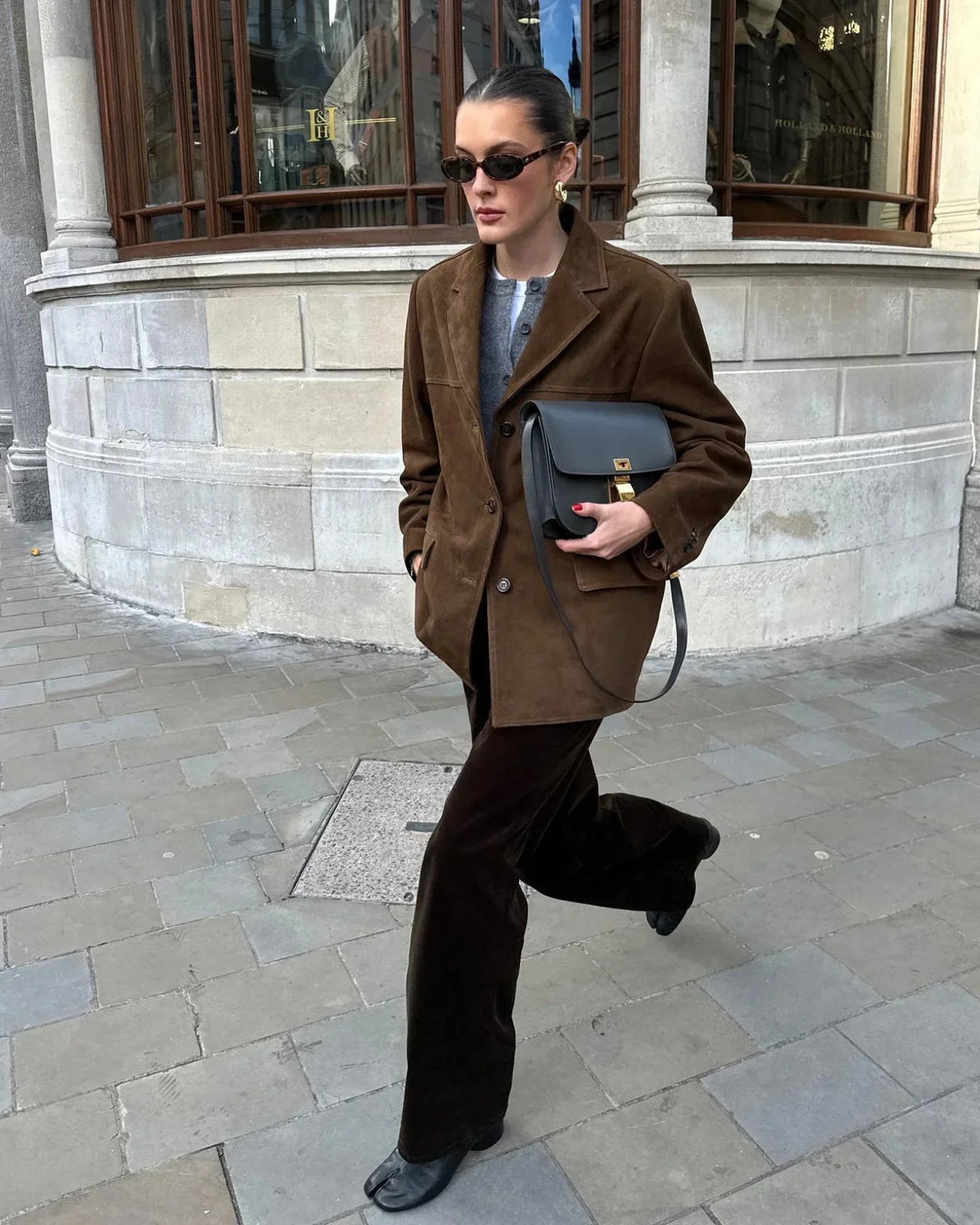 Braune Wildlederjacke Zeitlos und Elegant Perfekt für Übergangszeiten