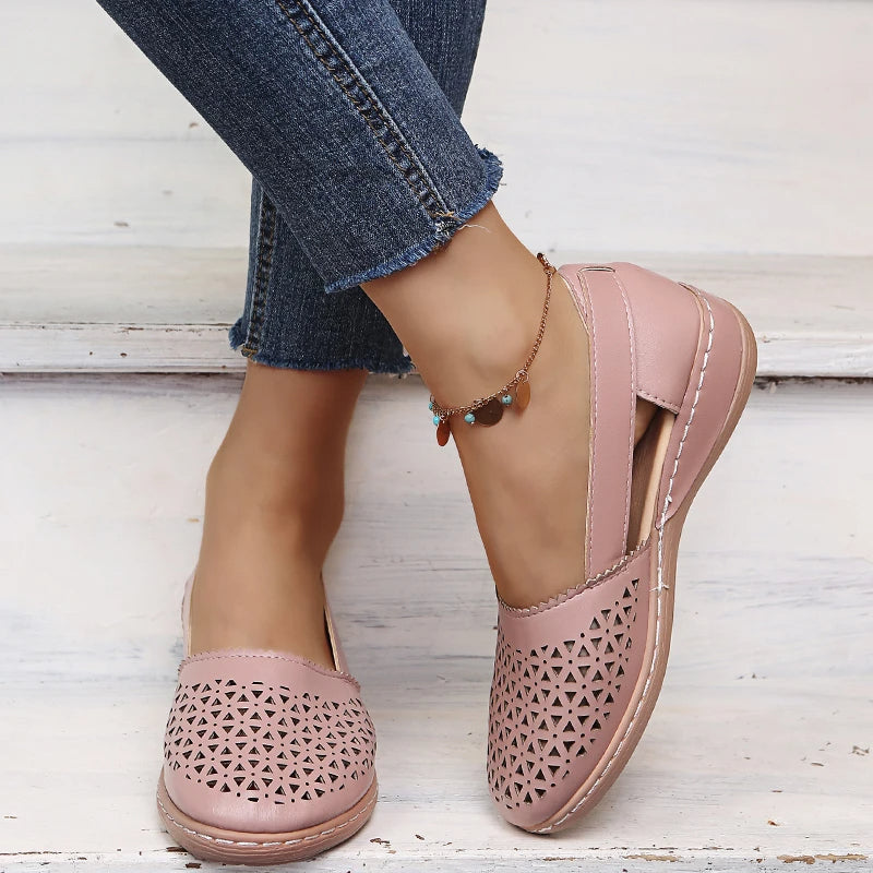 Perforierte Slip-On Ballerinas