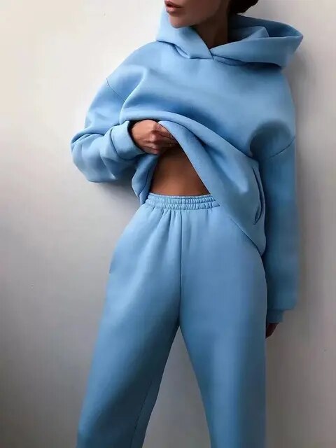 Bequemer Hoodie & Jogginghose