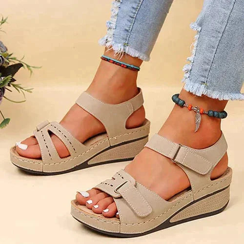 Hochhackige Sandalen für Damen