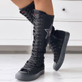Schnürstiefel mit Quasten