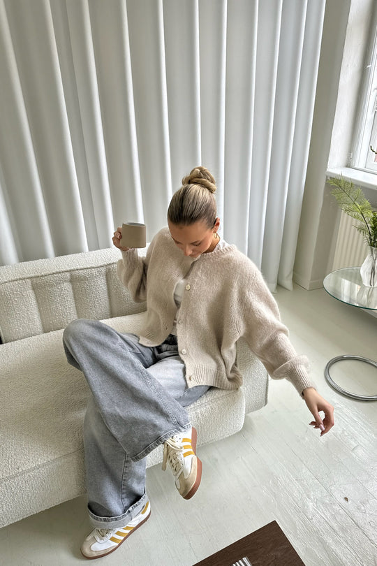 Damen Klassischer Strickcardigan mit Knöpfen und langen Ärmeln
