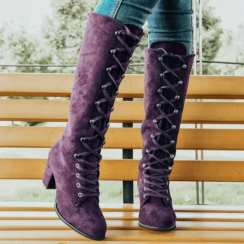 Langer Damen-Stiefel mit hohem Absatz