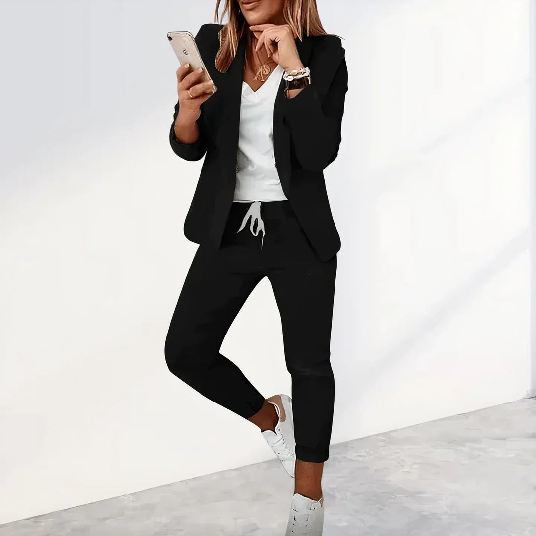 Lässiges Blazer und Jogginghosen-Set