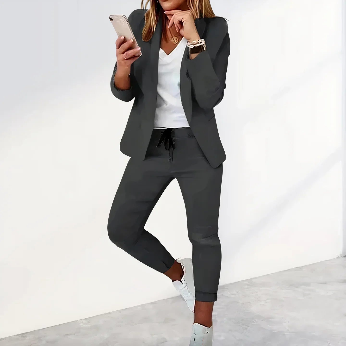 Lässiges Blazer und Jogginghosen-Set