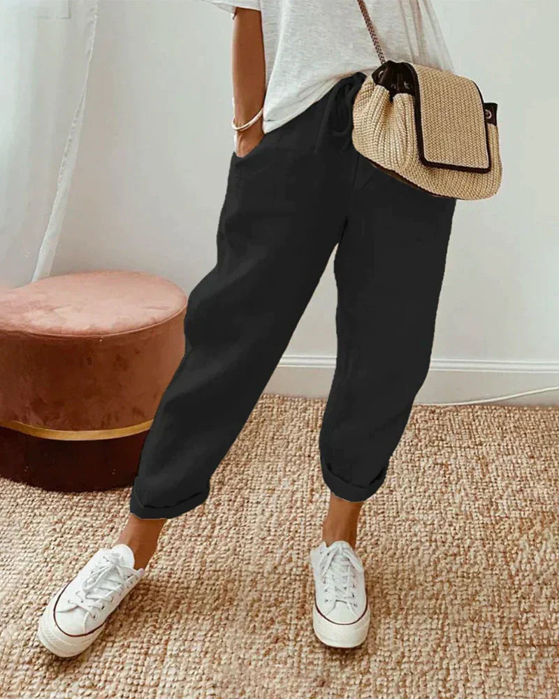 Einfache Hosen aus Baumwolle