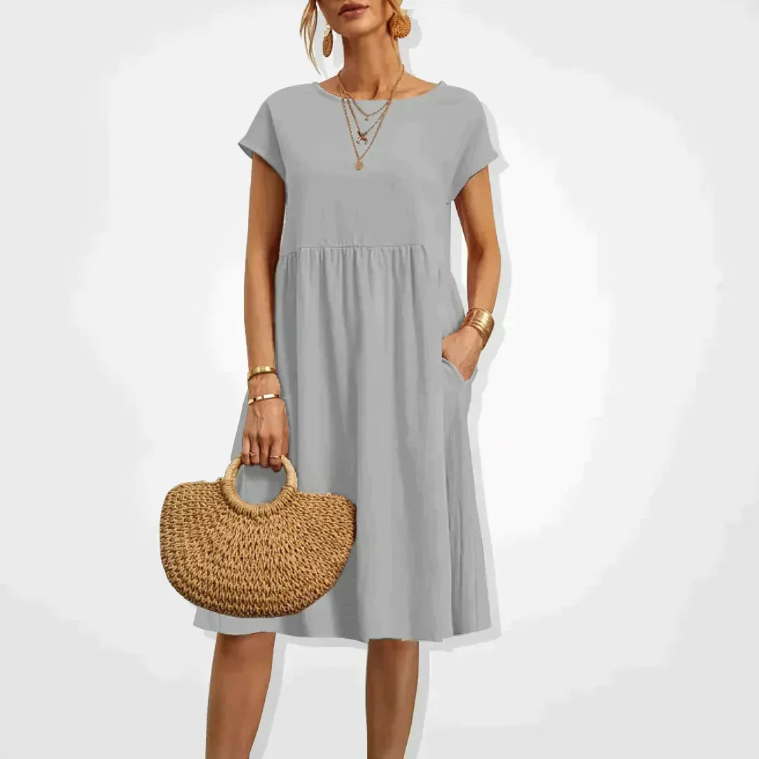 Elegantes fließendes Sommerkleid