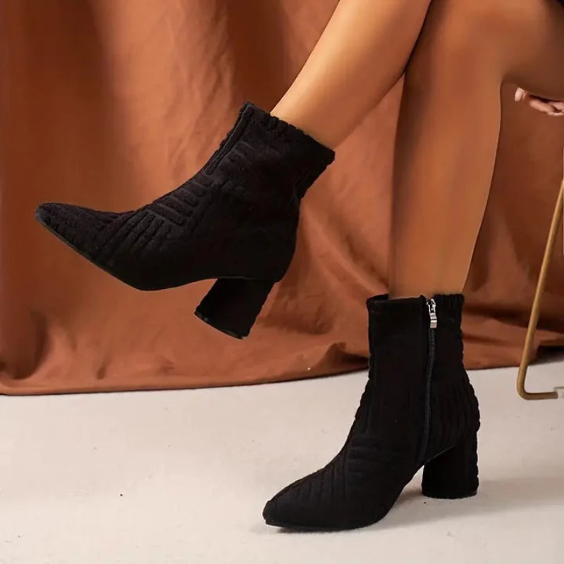 Absatzstiefel - Damen Stiefeletten mit Blockabsatz und spitzer Zehe