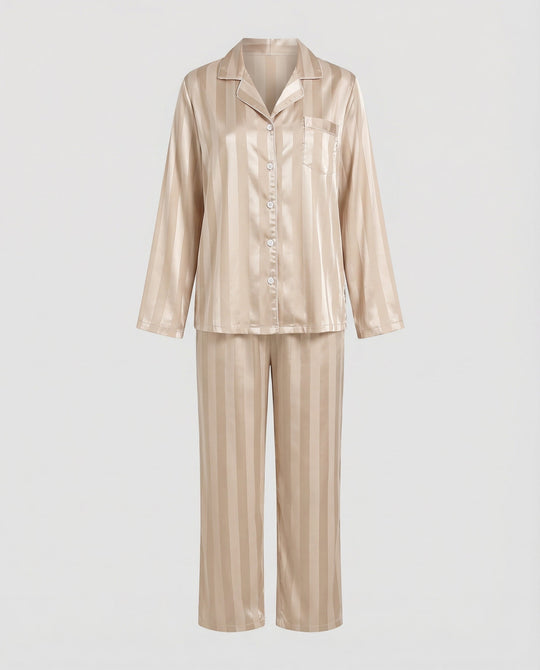 Stilvoller Seidenpyjama Damen