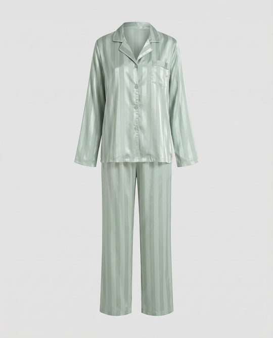 Stilvoller Seidenpyjama Damen