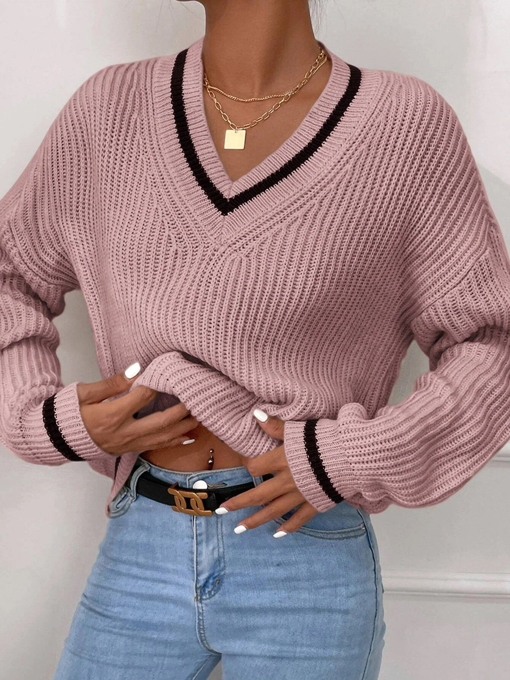 Shopnory | Pullover mit V-Ausschnitt und Patchwork