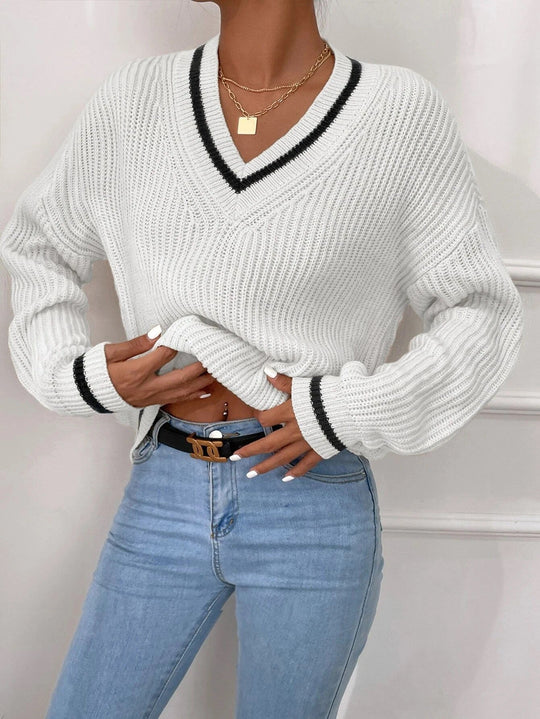 Shopnory | Pullover mit V-Ausschnitt und Patchwork