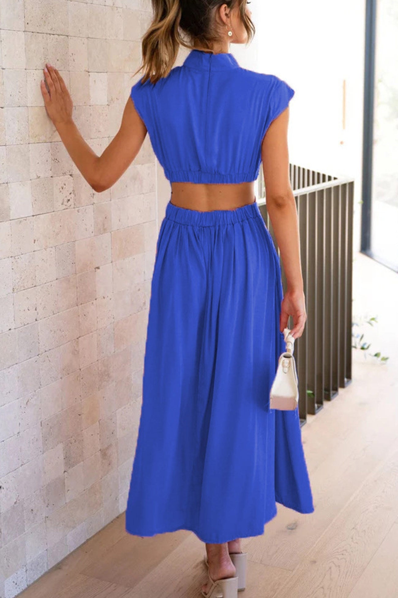 Mock Neck Cutout Midi Kleid