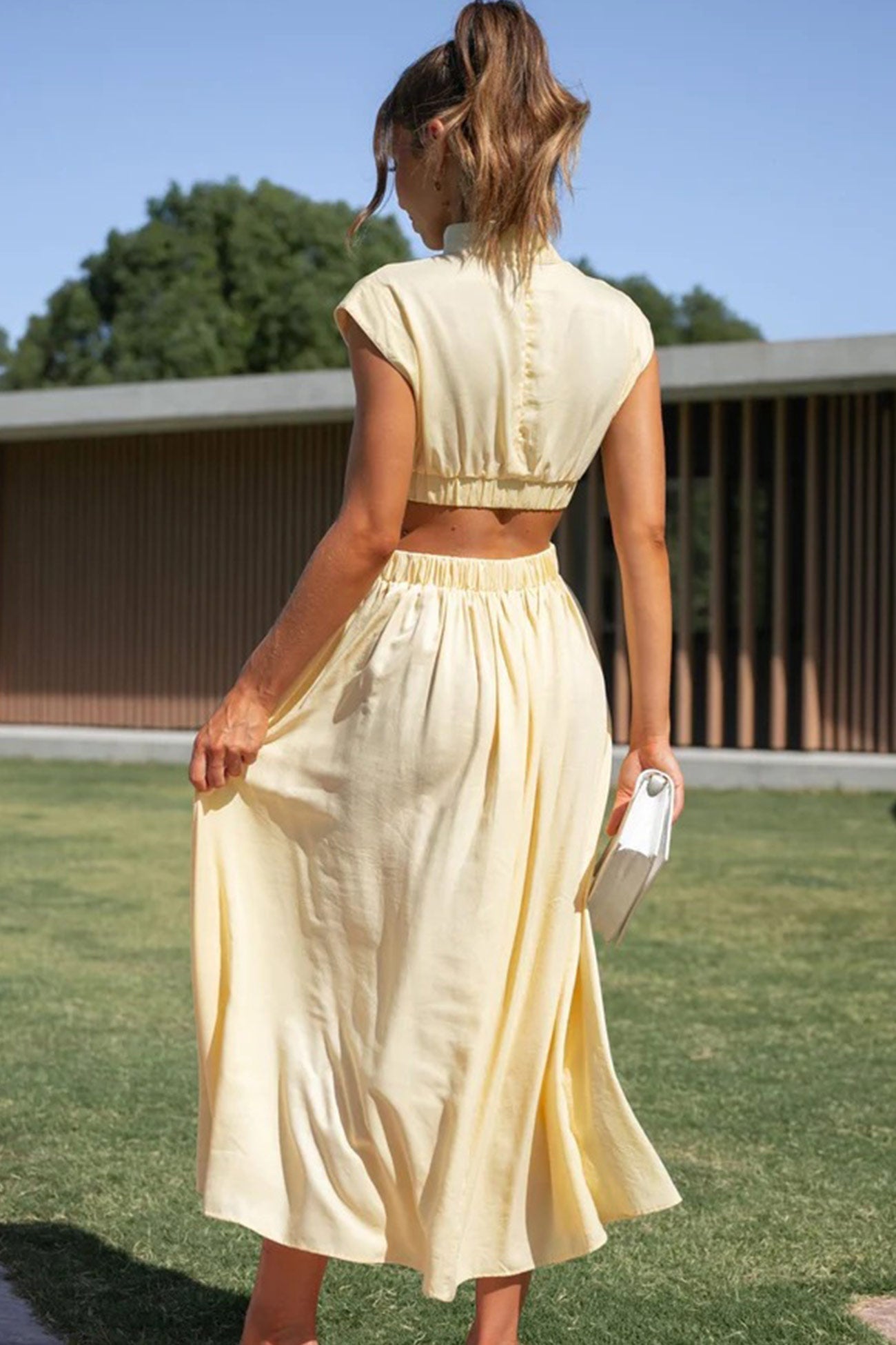 Mock Neck Cutout Midi Kleid